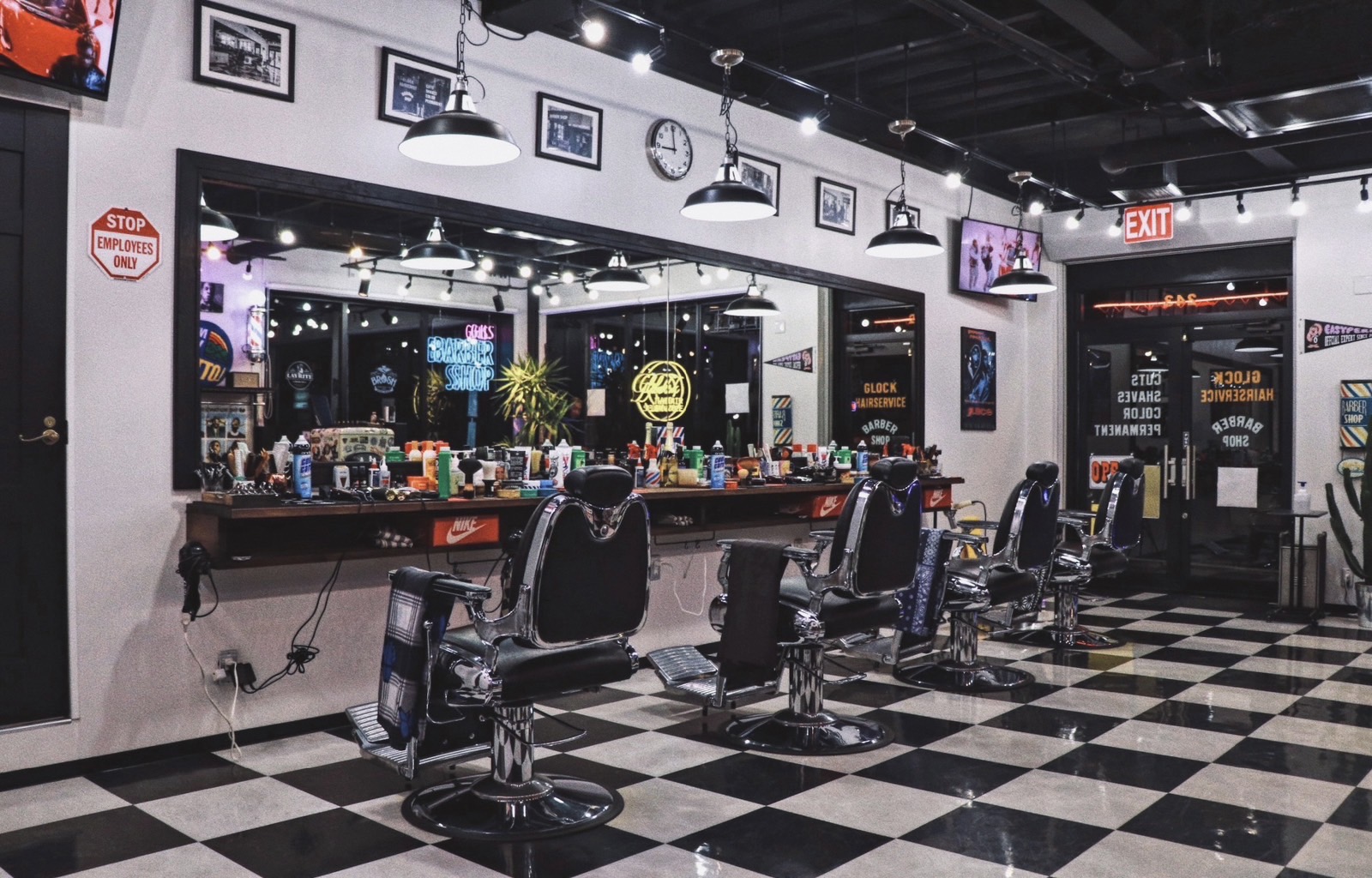 GLOCK HAIR SERVICE Reservationの外観