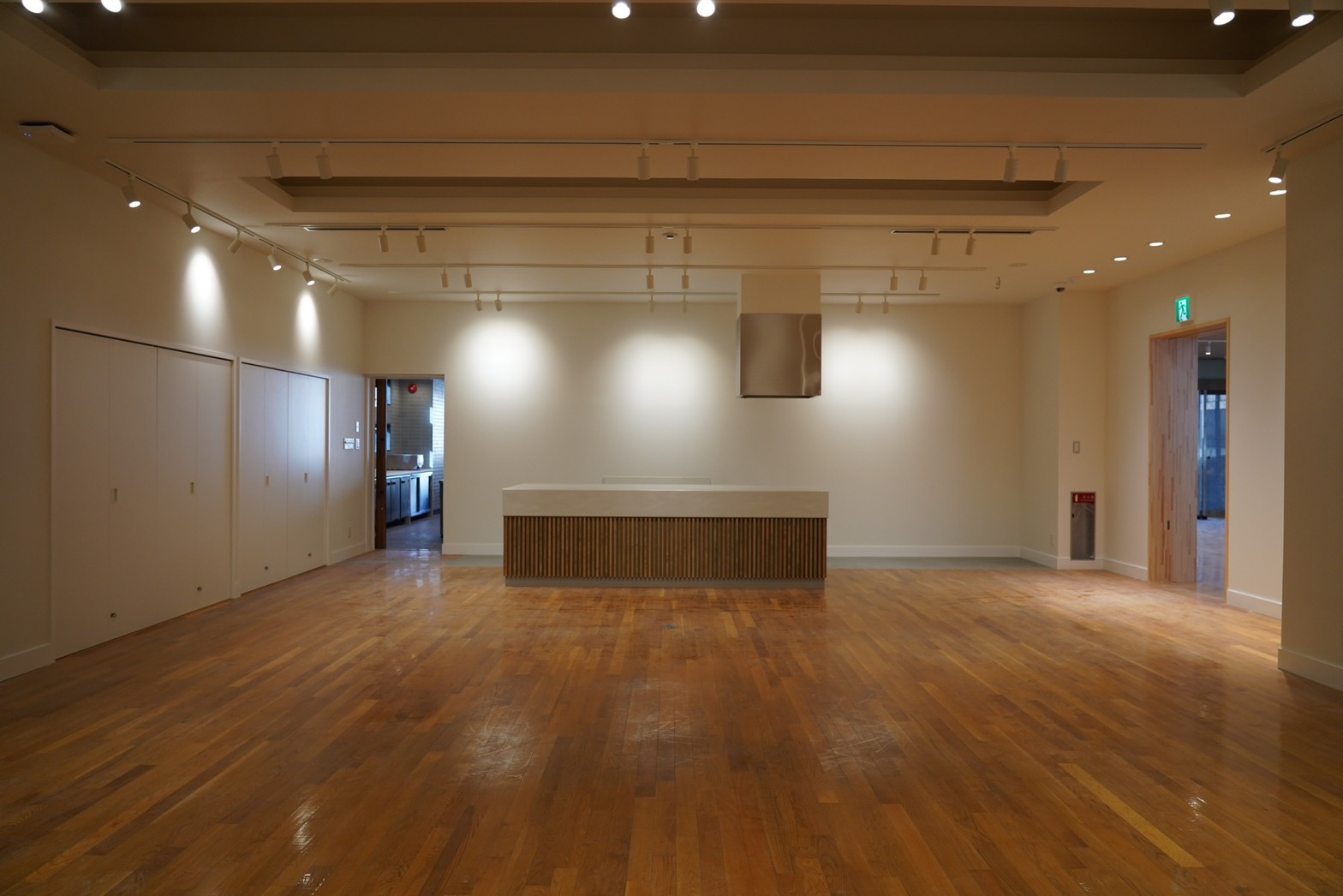 広重美術館予約サイト