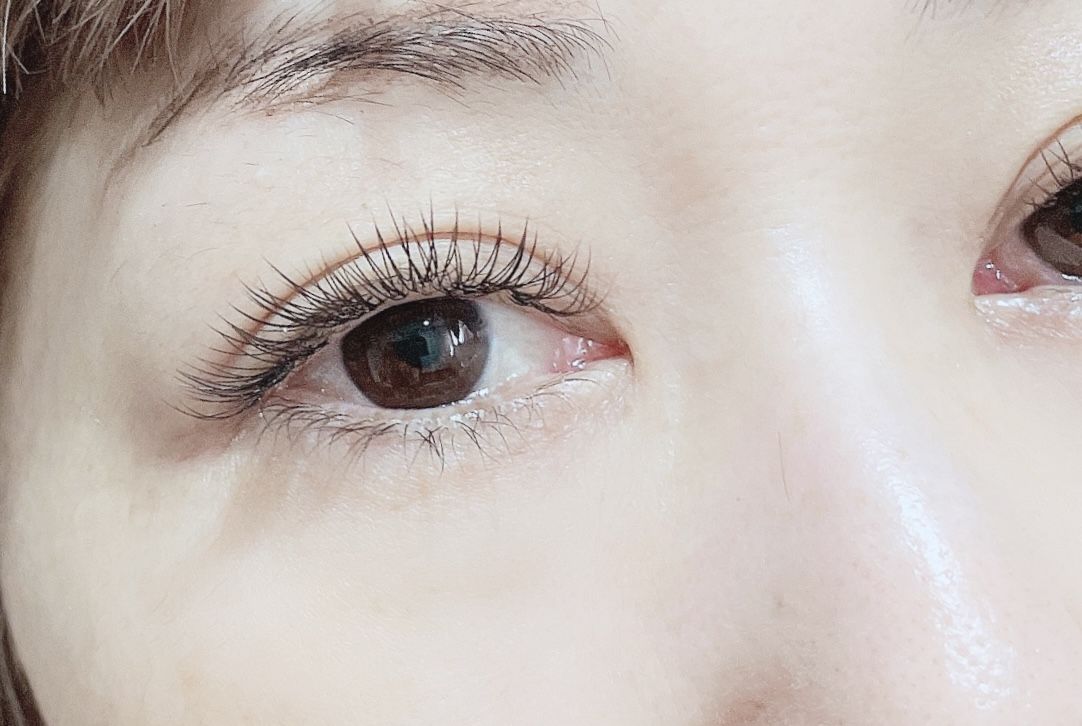 まつげエクステボリュームラッシュ600本 Lulu ドライヘッドスパ アイラッシュサロン