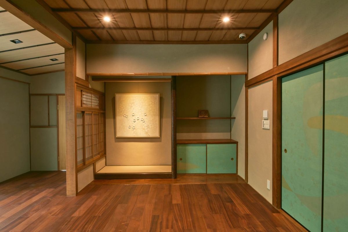 土日祝 1部屋利用（リース飾り 又は 襖の部屋）-Sakura Studio