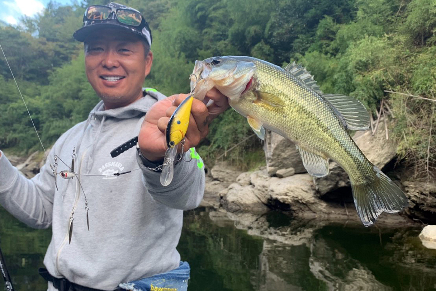 香川の野池でバス ライギョ釣り つれドキツアー 予約サイト